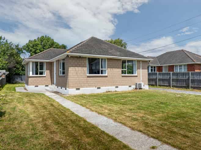 20 Orontes Street, Shirley