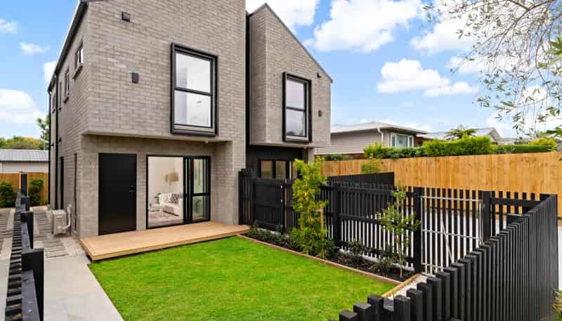 133B Riverpark Crescent, Henderson