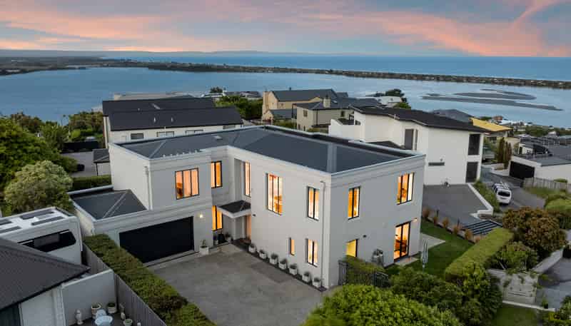 65 Glenstrae Road, Redcliffs