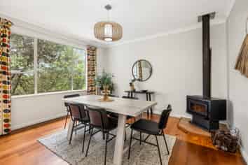 22 Liffey Crescent, Island Bay