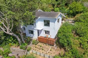 22 Liffey Crescent, Island Bay