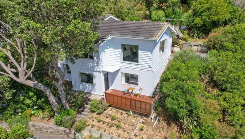22 Liffey Crescent, Island Bay