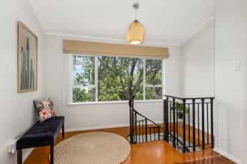 22 Liffey Crescent, Island Bay