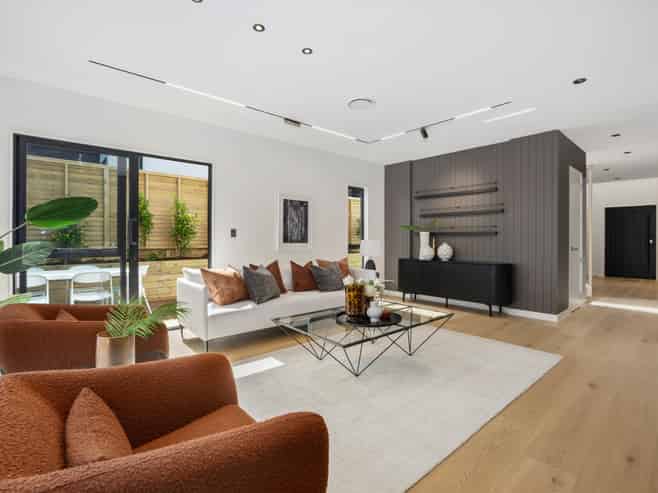 160 Te Oneroa Way, Long Bay