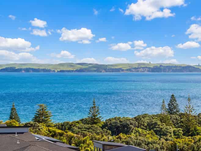 160 Te Oneroa Way, Long Bay