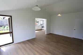 17A Scotston Avenue, Saint Albans