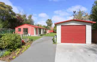 17A Scotston Avenue, Saint Albans