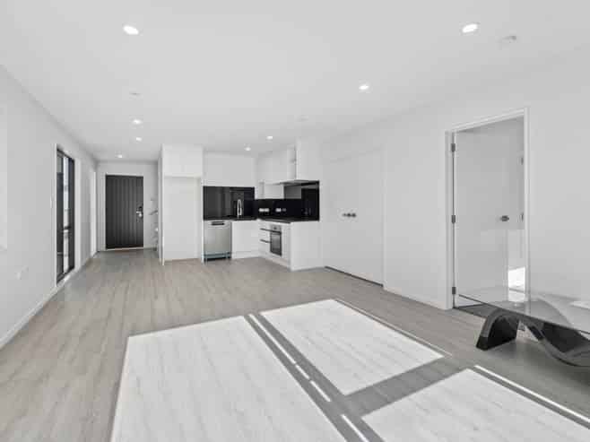 8/13 Kimpton Road, Papatoetoe