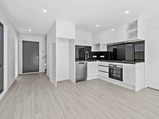 8/13 Kimpton Road, Papatoetoe