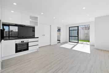 10/13 Kimpton Road, Papatoetoe