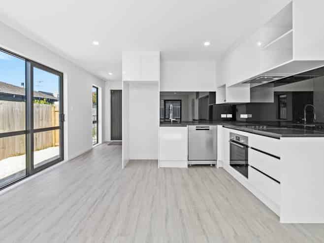 10/13 Kimpton Road, Papatoetoe