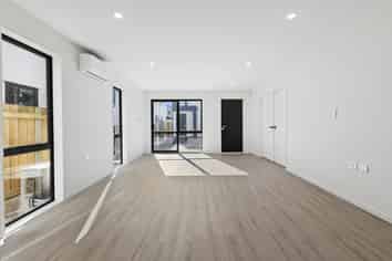 12/13 Kimpton Road, Papatoetoe