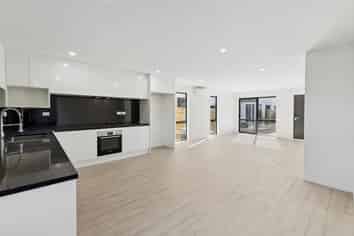 12/13 Kimpton Road, Papatoetoe