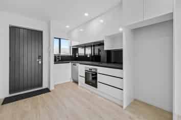 11C Kimpton Road, Papatoetoe