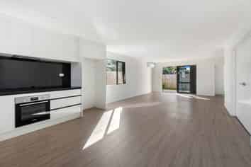 11D Kimpton Road, Papatoetoe