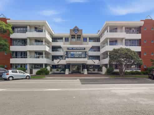 408/36 Victoria Road, Mount Maunganui