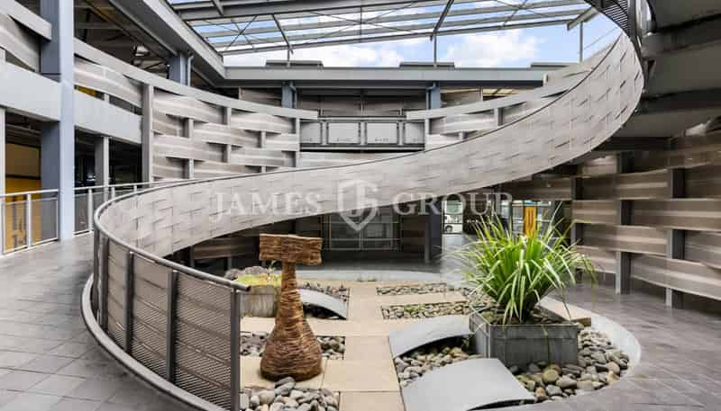 72 Dominion Road, Mount Eden