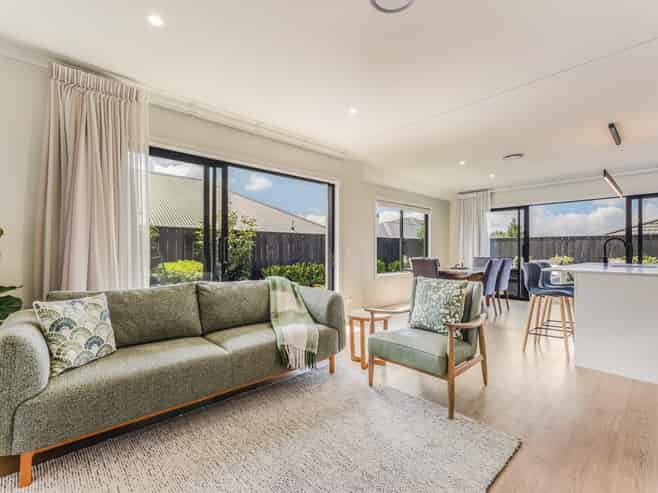 6 Blackbarn Close, Richmond