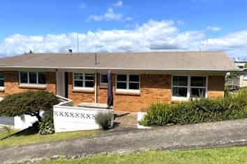 109 Kingsford Place, Thames