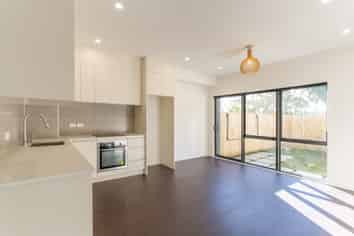 6 Rangimarie Close, Papakura