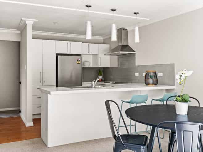 2 Rona Street, Saint Kilda