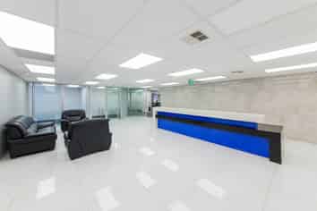 EXCELLENT EPSOM OFFICE WITH 26 PARKS
