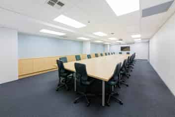 EXCELLENT EPSOM OFFICE WITH 26 PARKS
