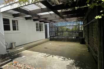 A/988  East Coast Rd, Northcross