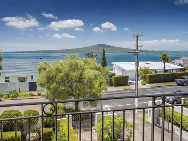 23 Seacliffe Avenue, Belmont