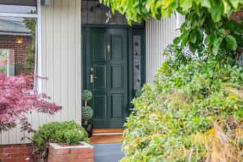 36 Athol Place, Marchwiel