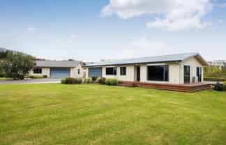 110 Williams Road, Tokomaru