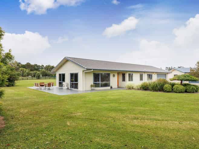 110 Williams Road, Tokomaru