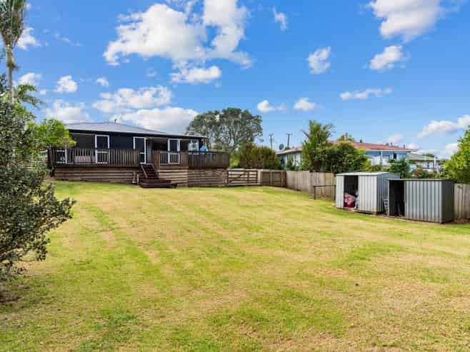 16 Batten Street, Wellsford