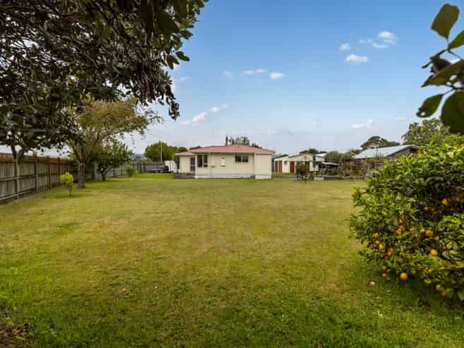 1 High Street, Renwick