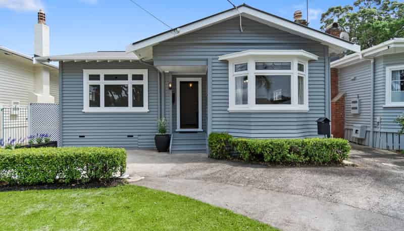 15 Duders Avenue, Devonport