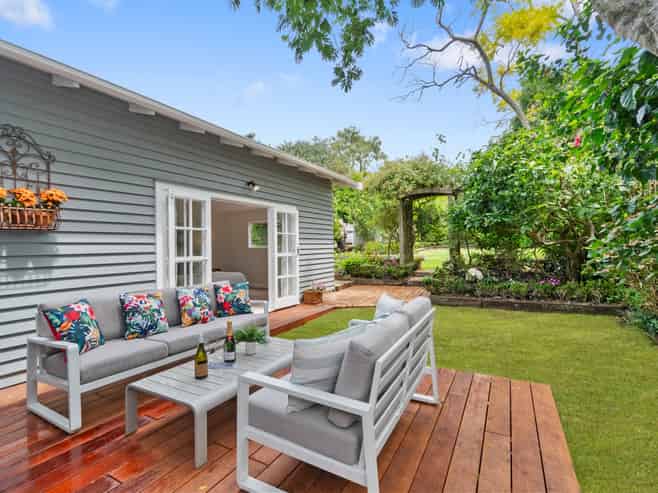 15 Duders Avenue, Devonport