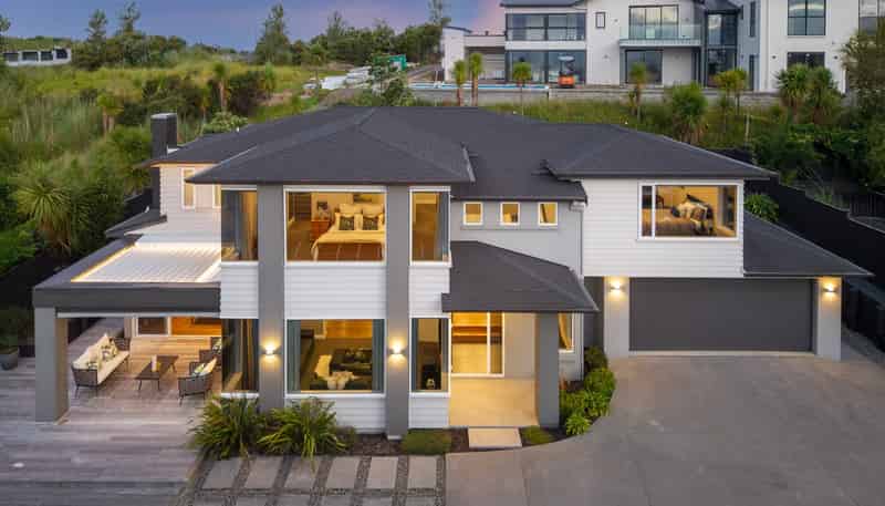 62 Armstrong Farm Drive, East Tamaki Heights