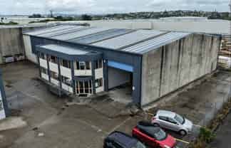 Standalone High-Stud Industrial – East Tāmaki