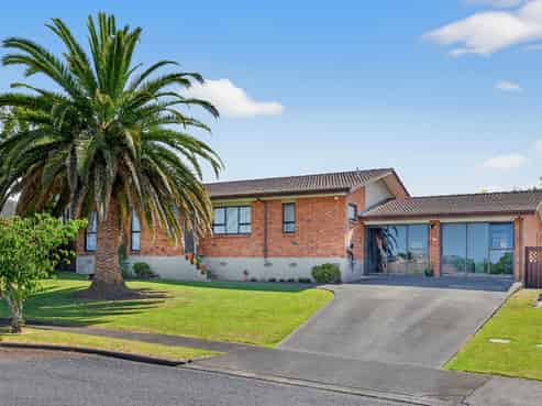 46 Channing Crescent, Botany Downs