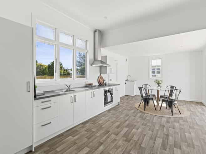 12 Salisbury Avenue, Whanganui East