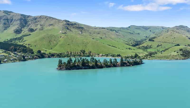 211 Wharf Road, Port Levy