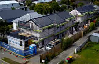 138 Hills Road, Edgeware