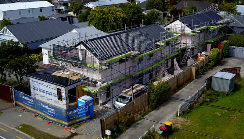 138 Hills Road, Edgeware