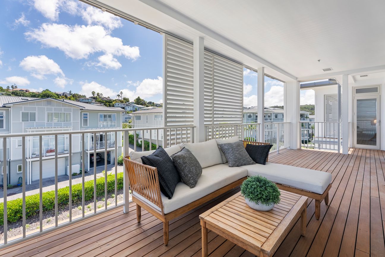 Brand New Penthouse | Available Now - Vista 6