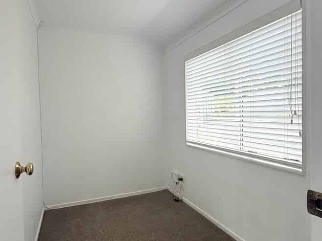 52 Rivervale Grove, Stanmore Bay