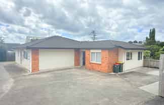 52 Rivervale Grove, Stanmore Bay