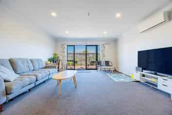 1/50 College Road, Northcote