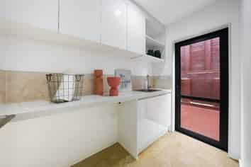 83 Lake Road, Northcote