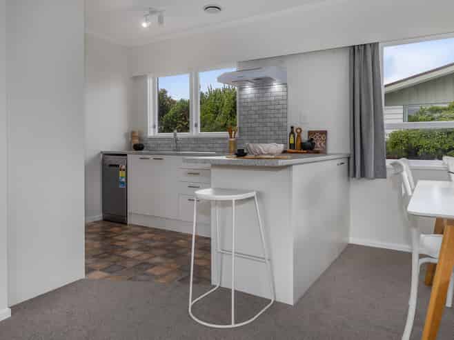 64A Parata Street, Waikanae