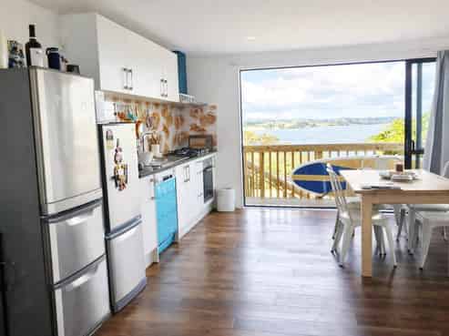 809 Whangaparaoa Road, Manly